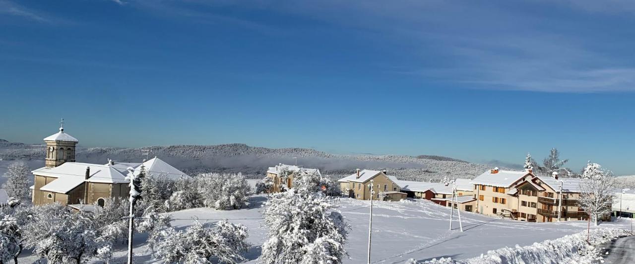 Le Relais Nordique Ξενοδοχείο Giron Εξωτερικό φωτογραφία